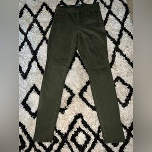 Size 8 tall Old Navy rockstar pants